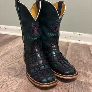 Tin Haul Women's Black and Blue Western Boots